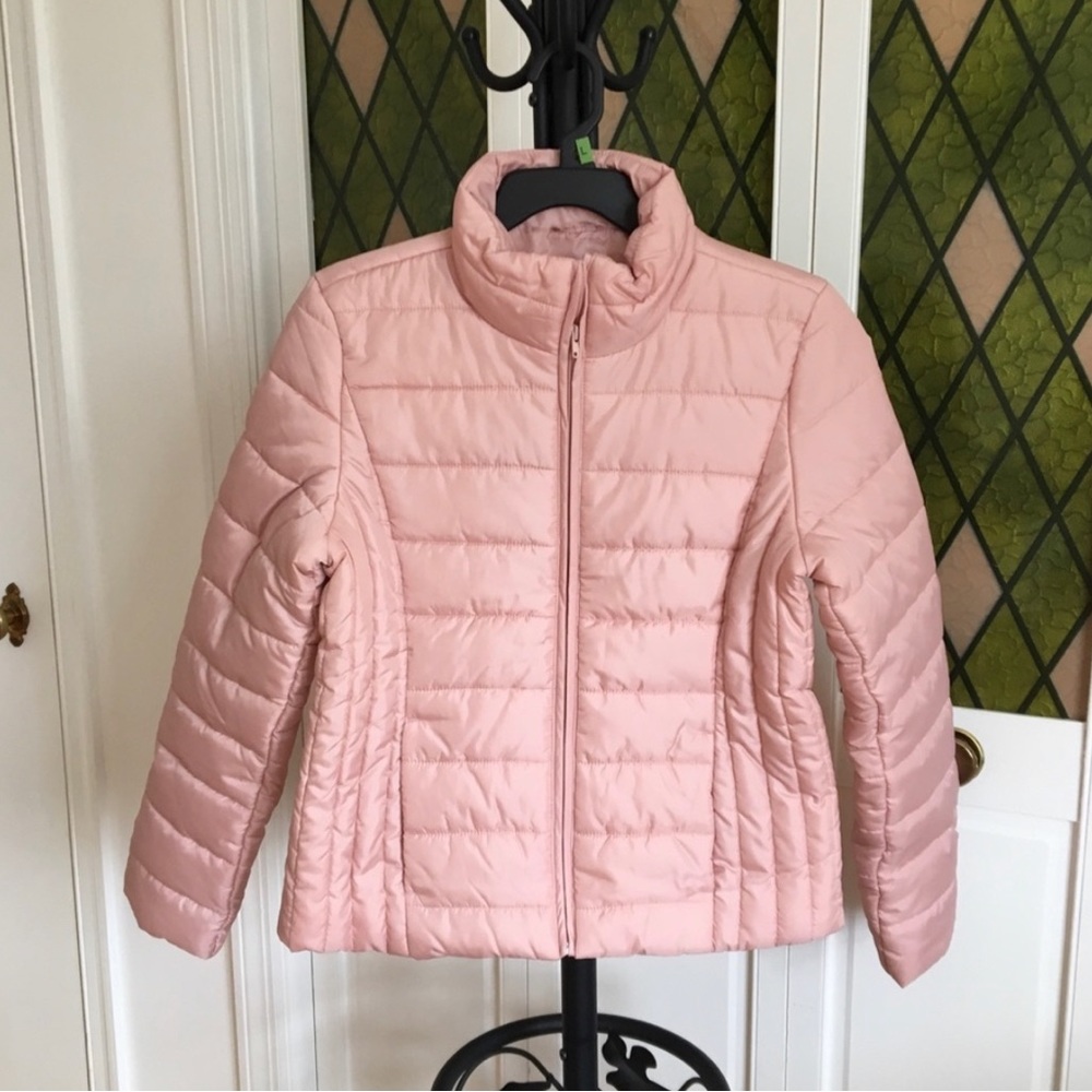 Pink Puffer Jacket. Worn up to five times. I’m great quality, not messed up.